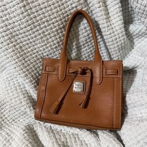 Vintage Dooney & Bourke Brown Leather handbag